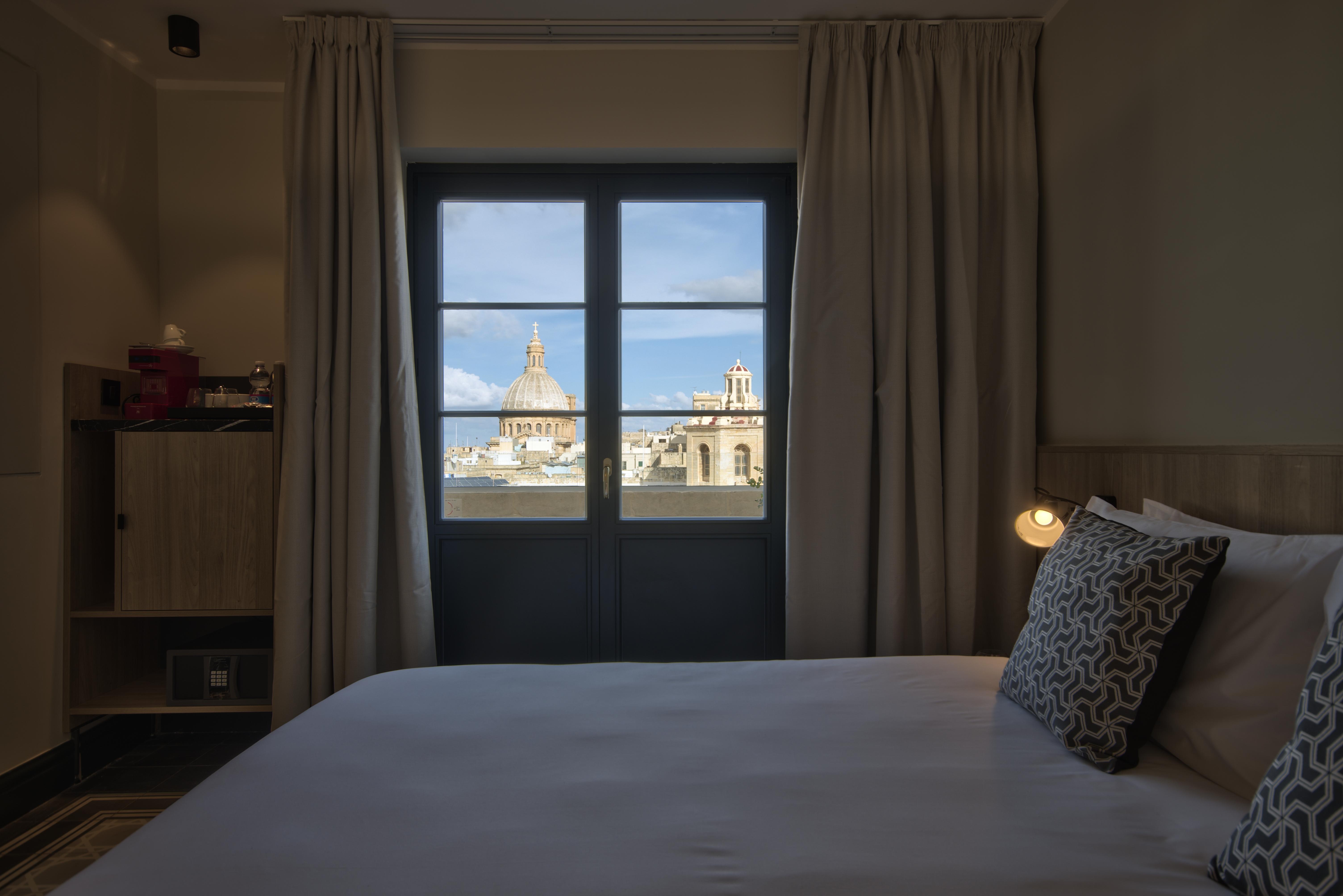 La Falconeria Hotel La La Valletta Esterno foto